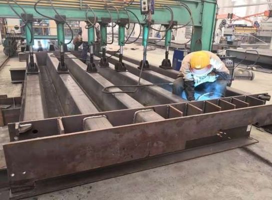 Fabbricazione di ponteggi portatili per camion da 60 tonnellate con sovraccarico di sicurezza del 125%F.S.